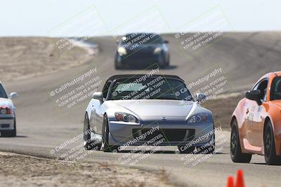 media/Oct-18-2025-Speed Ventures (Sat) [[8b3b7cf525]]/Orange/Session 2 (Phil Hill)/